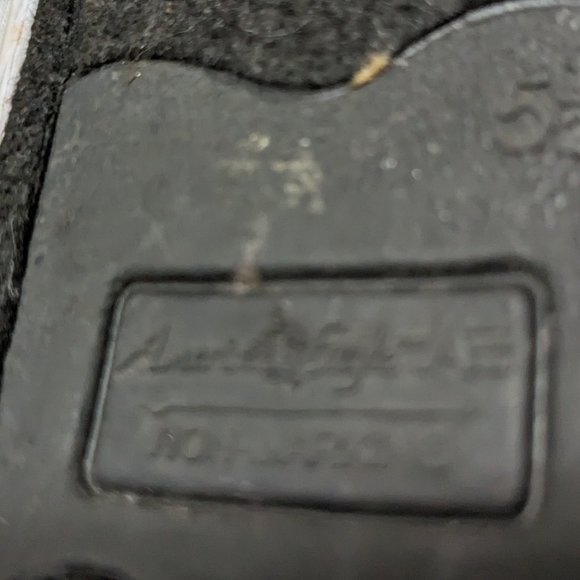 American Eagle by Payless eyelet sneaks size 5.5 - Picture 5 of 7